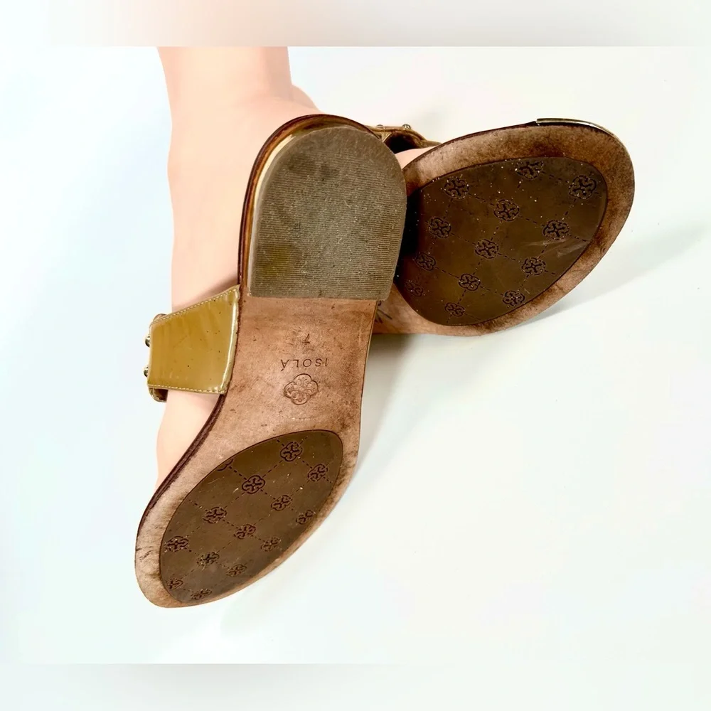 Isola Women’s Stylish Sandals Size: 7 - Picture 8 of 9